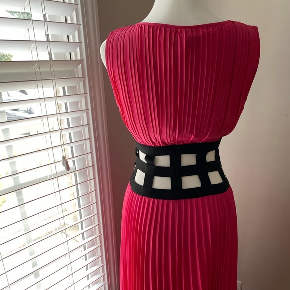 BCBGMAXAZRIA Dress - Picture 2 of 9